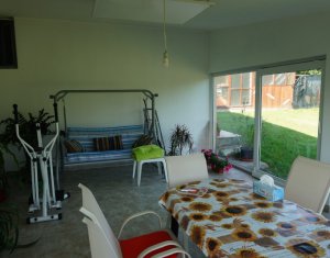 Ház 4 szobák eladó on Comsesti