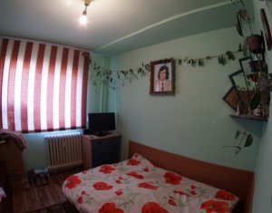 Lakás 4 szobák eladó on Cluj-napoca, Zóna Manastur