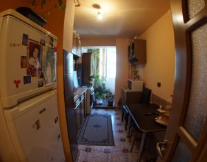 Lakás 4 szobák eladó on Cluj-napoca, Zóna Manastur