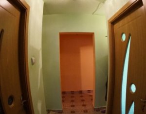 Lakás 4 szobák eladó on Cluj-napoca, Zóna Manastur