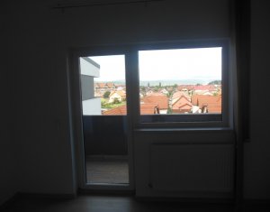 Lakás 2 szobák eladó on Floresti