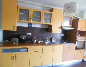 Lakás 2 szobák eladó on Floresti