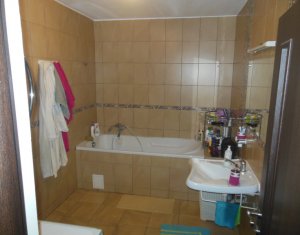 Lakás 2 szobák eladó on Floresti