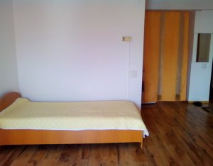 Lakás 1 szobák eladó on Floresti