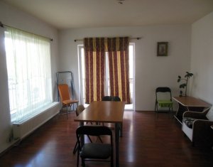 Lakás 3 szobák eladó on Floresti