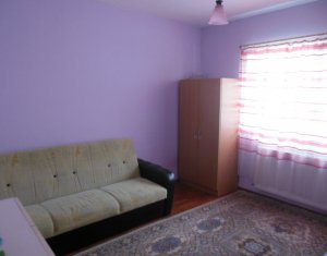 Lakás 3 szobák eladó on Floresti