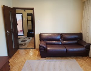 Appartement 3 chambres à vendre dans Cluj-napoca, zone Manastur
