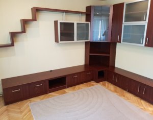 Appartement 3 chambres à vendre dans Cluj-napoca, zone Manastur