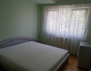 Appartement 3 chambres à vendre dans Cluj-napoca, zone Manastur