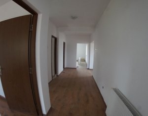 Maison 9 chambres à vendre dans Cluj-napoca, zone Manastur