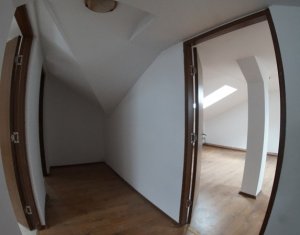 Maison 9 chambres à vendre dans Cluj-napoca, zone Manastur