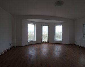 , 376m2 dans Cluj-napoca, zone Manastur