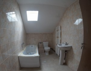 Maison 9 chambres à vendre dans Cluj-napoca, zone Manastur