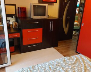 Lakás 3 szobák eladó on Floresti