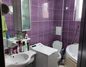 Lakás 3 szobák eladó on Floresti