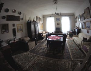 Lakás 5 szobák eladó on Cluj-napoca, Zóna Centru