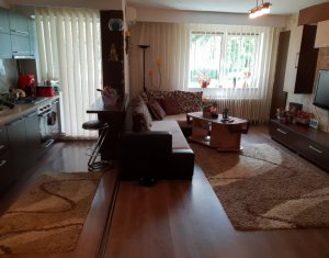 Lakás 4 szobák kiadó on Cluj-napoca, Zóna Manastur