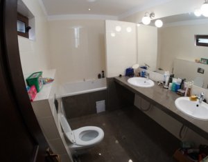 Ház 4 szobák eladó on Cluj-napoca, Zóna Dambul Rotund