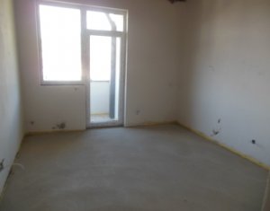 Lakás 2 szobák eladó on Floresti