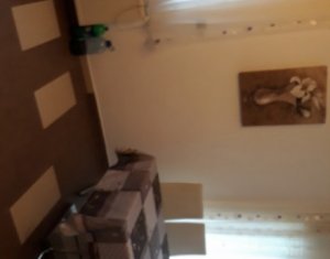 Lakás 3 szobák eladó on Floresti