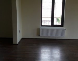 Ház 5 szobák eladó on Corusu