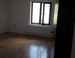 Ház 5 szobák eladó on Corusu