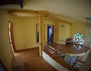 Maison 5 chambres à louer dans Cluj-napoca, zone Zorilor