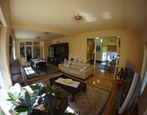 Maison 5 chambres à louer dans Cluj-napoca, zone Zorilor