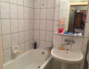 Lakás 5 szobák eladó on Cluj-napoca, Zóna Manastur