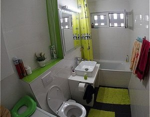 Lakás 4 szobák eladó on Cluj-napoca, Zóna Manastur