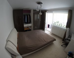 Lakás 4 szobák eladó on Cluj-napoca, Zóna Manastur