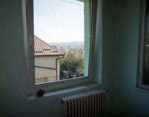 Ház 4 szobák eladó on Cluj-napoca, Zóna Dambul Rotund