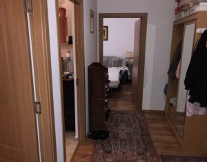 Lakás 2 szobák eladó on Floresti