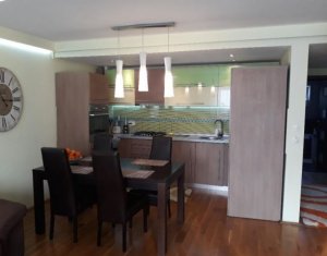 Lakás 3 szobák eladó on Floresti