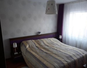 Lakás 3 szobák eladó on Floresti