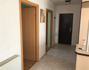 Lakás 3 szobák eladó on Floresti