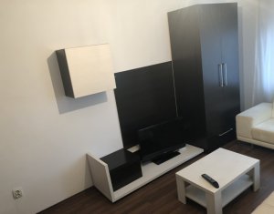 Lakás 4 szobák eladó on Cluj-napoca, Zóna Manastur