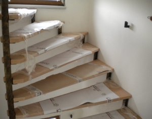 Ház 5 szobák eladó on Feleacu