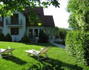 , 244.8m2 on Cluj-napoca, Zóna Manastur