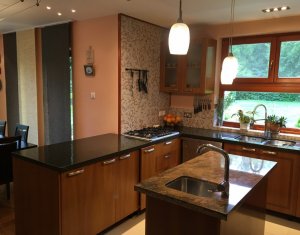 Ház 6 szobák eladó on Cluj-napoca, Zóna Manastur