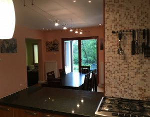 Ház 6 szobák eladó on Cluj-napoca, Zóna Manastur