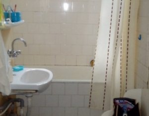 Lakás 4 szobák eladó on Cluj-napoca, Zóna Manastur