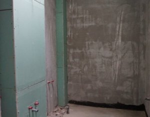 Lakás 3 szobák eladó on Floresti