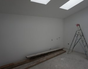 Lakás 3 szobák eladó on Floresti