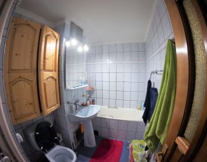 Lakás 4 szobák eladó on Cluj-napoca, Zóna Manastur