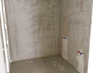 Lakás 3 szobák eladó on Floresti