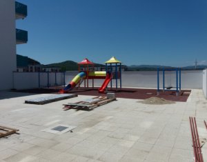 Lakás 3 szobák eladó on Floresti