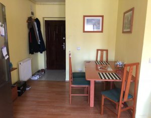 Lakás 3 szobák eladó on Floresti