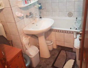 Lakás 4 szobák eladó on Cluj-napoca, Zóna Manastur