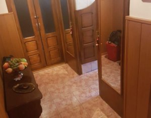 Lakás 4 szobák eladó on Cluj-napoca, Zóna Manastur